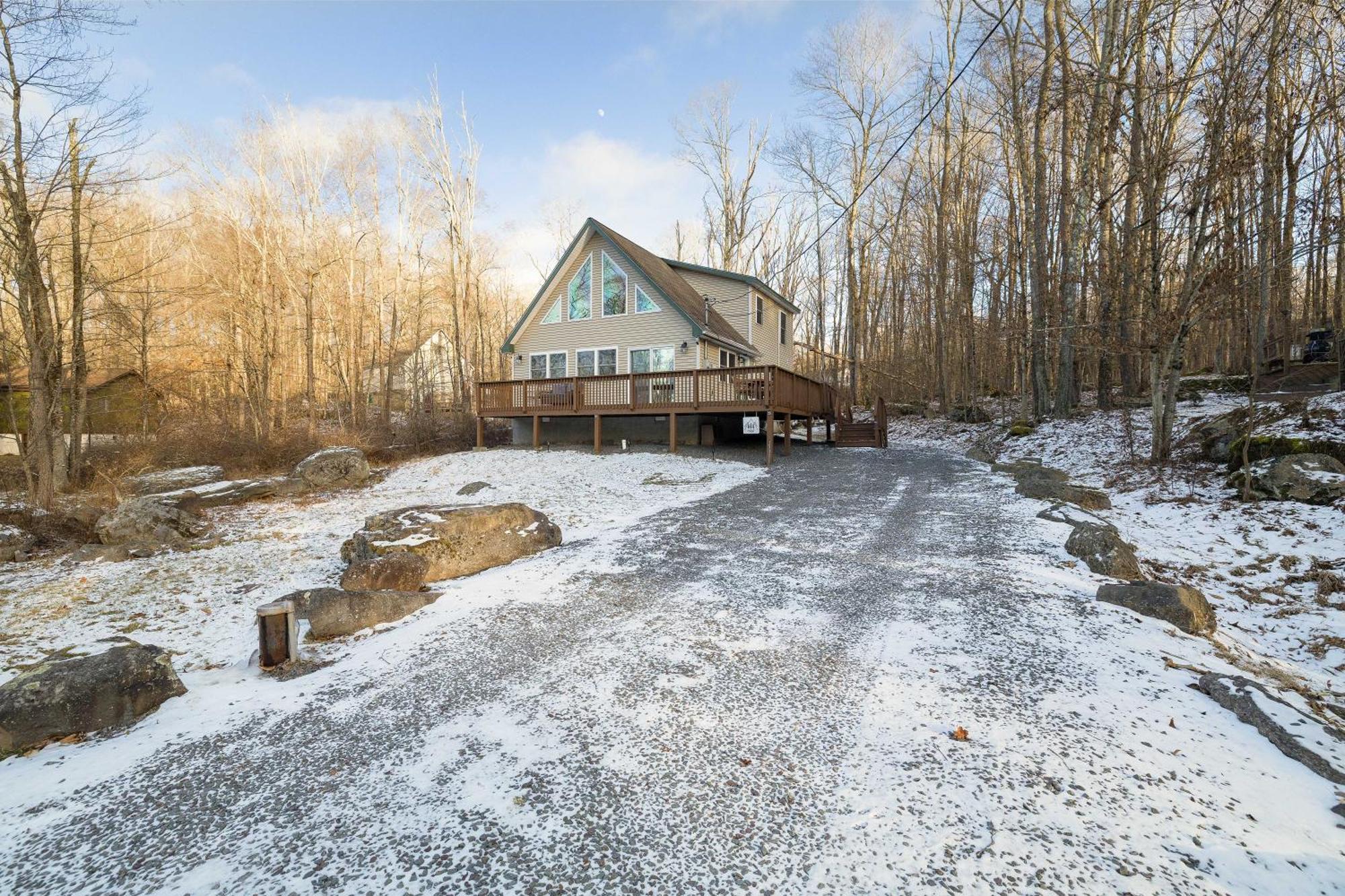 Three Pines Chalet- A Family's Mountain Retreat In Arrowhead Lakes Thornhurst